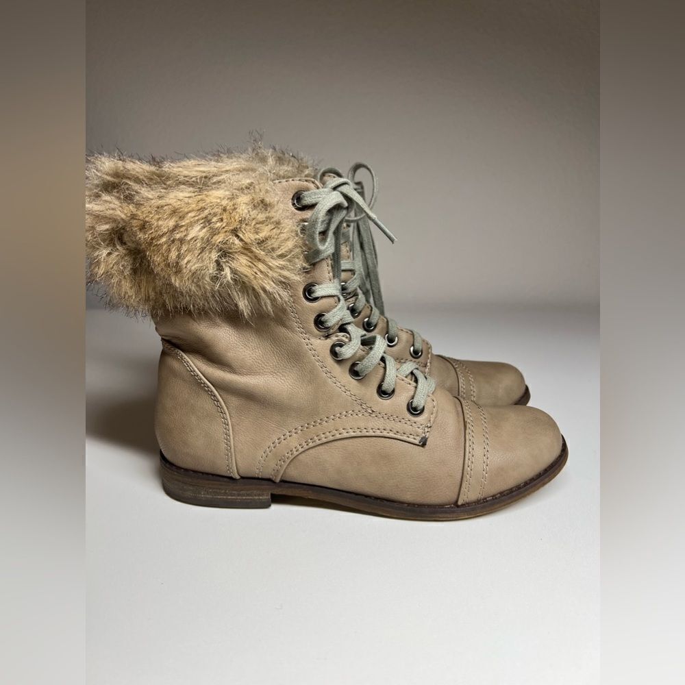 CUBE Lace up Leather Tan boots size 38EU/5 US